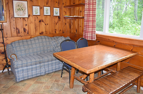 Deer Park Lodge Resort - Cabin Rentals Muskallonge Lake MI